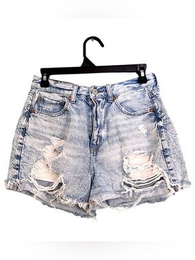 American Eagle Outfitters Light Wash Distressed Denim Mom Shorts